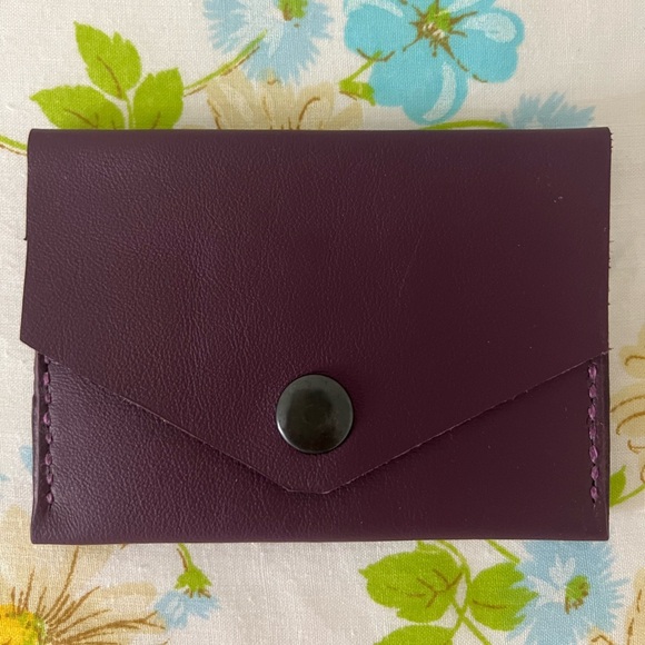 Handmade Genuine Leather Wallet - Picture 1 of 5